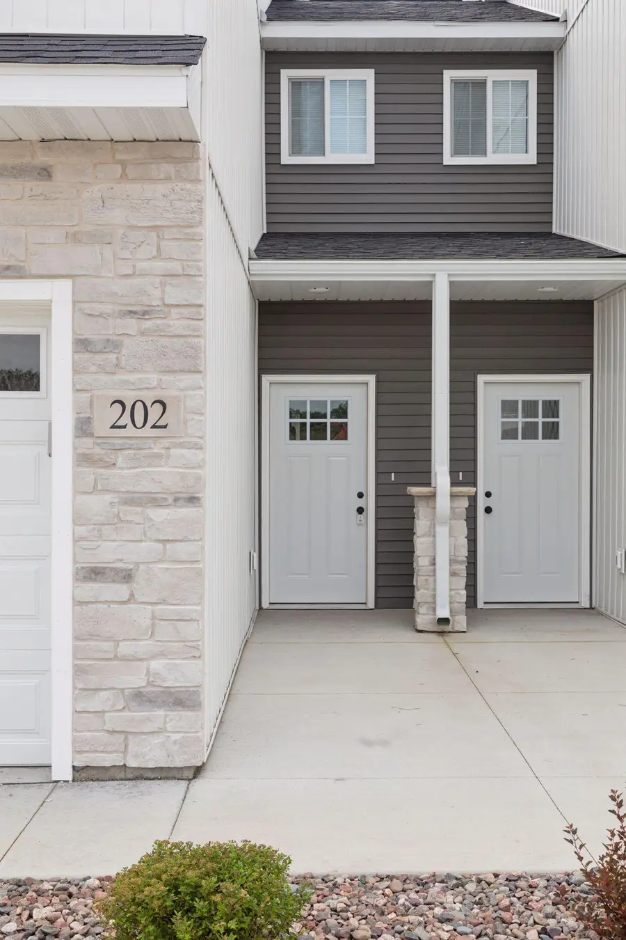 634 Franklin Street, Roberts, WI 54023 - Image #3