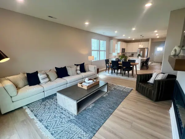 12584 Erskin Street Ne, Blaine, MN 55449