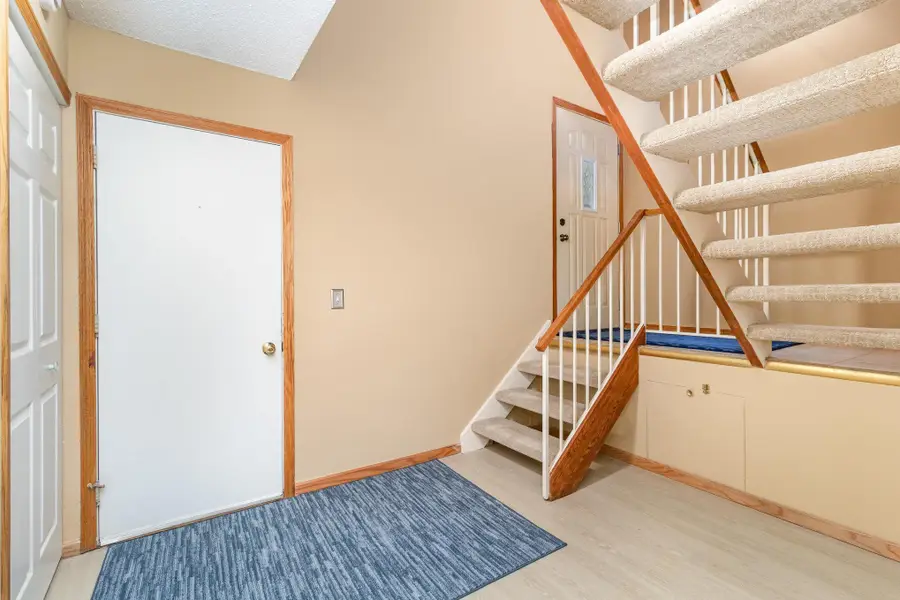 13724 Hemlock Court, Apple Valley, MN 55124 - Image #2