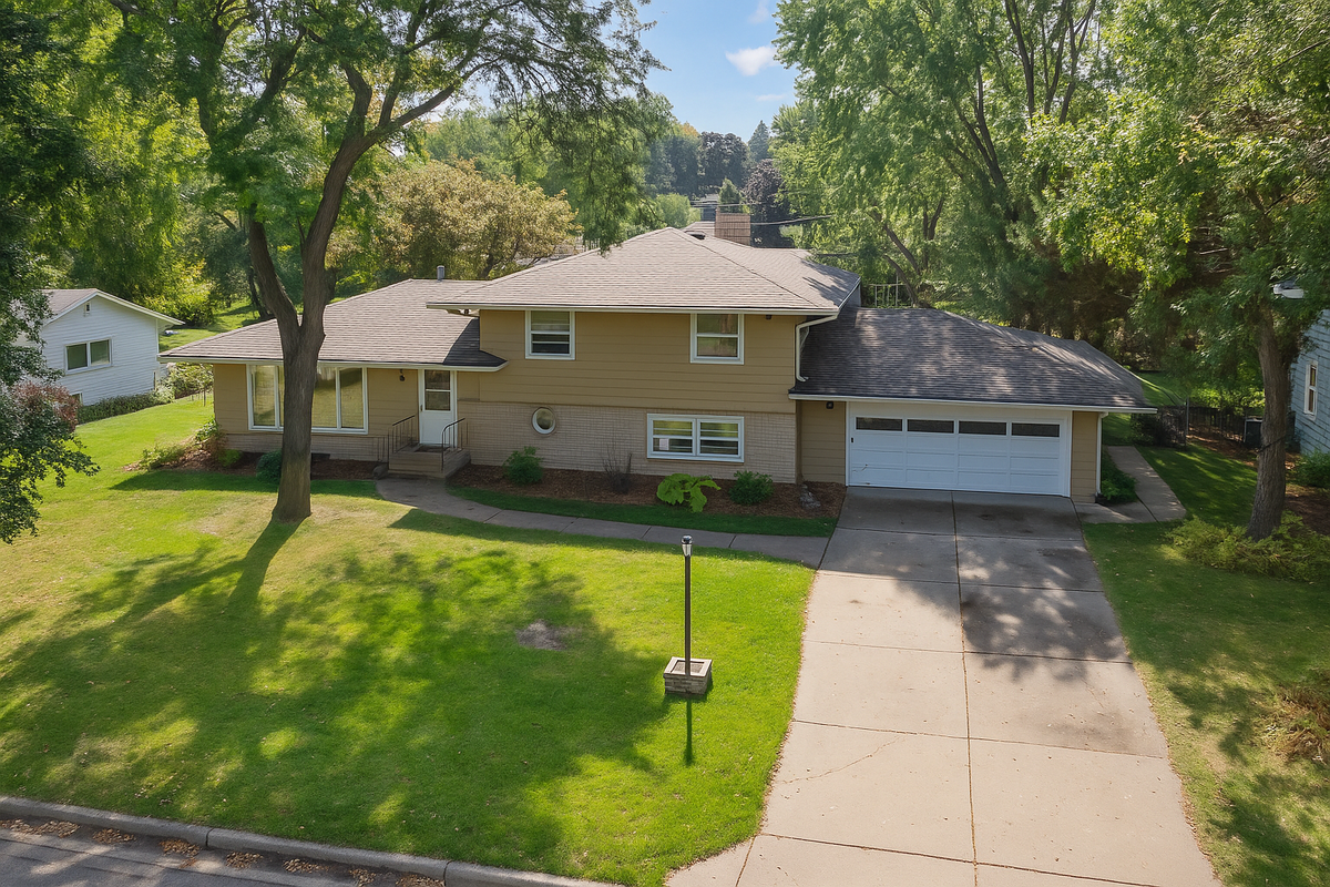 958 Woodlynn Avenue, Roseville, MN 55113 - Image #1