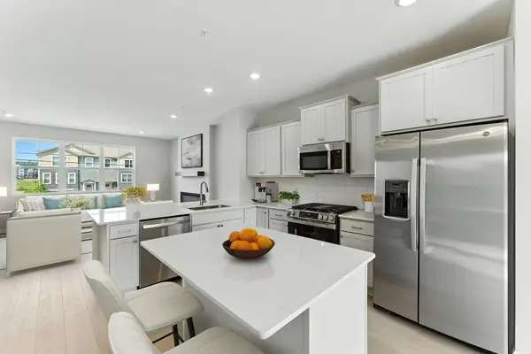 1526 Traverse Lane, West Saint Paul, MN 55118