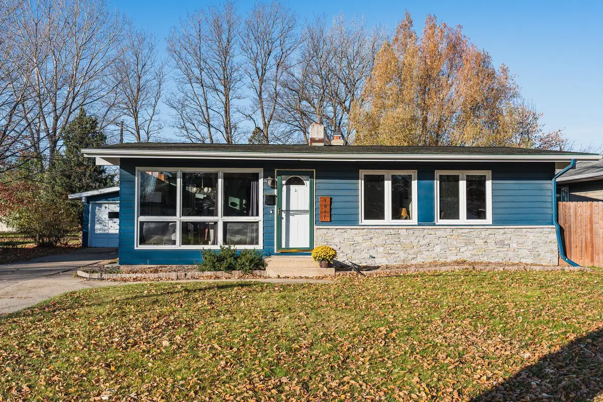 1917 16 1/2 Street S, Fargo, ND 58103 - Image #1