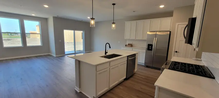 10385 Glacier Lane N, Maple Grove, MN 55369 - Image #3