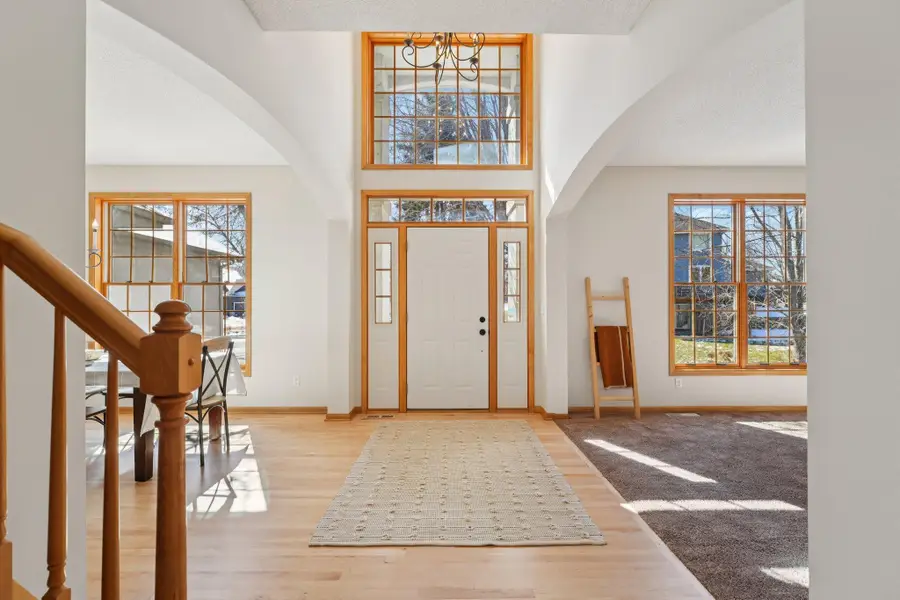 7483 Moccasin Trail, Chanhassen, MN 55317 - #2