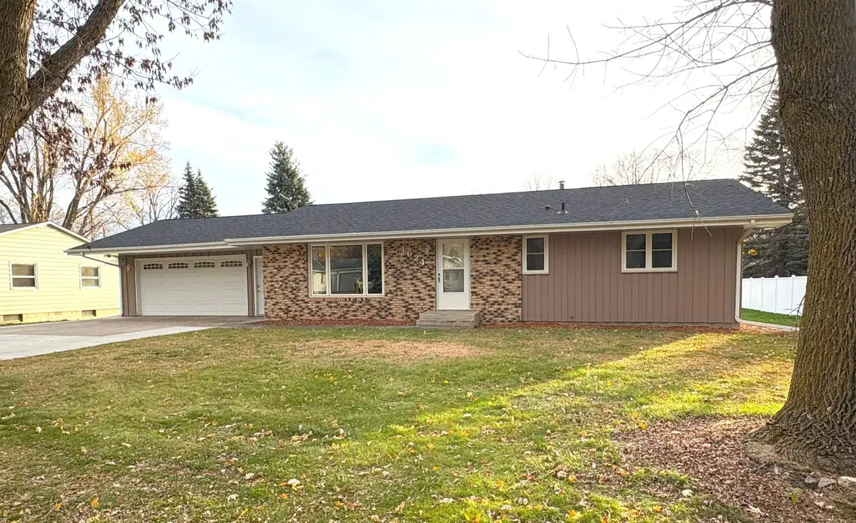 1624 N 5th Street, Montevideo, MN 56265 - Image #1