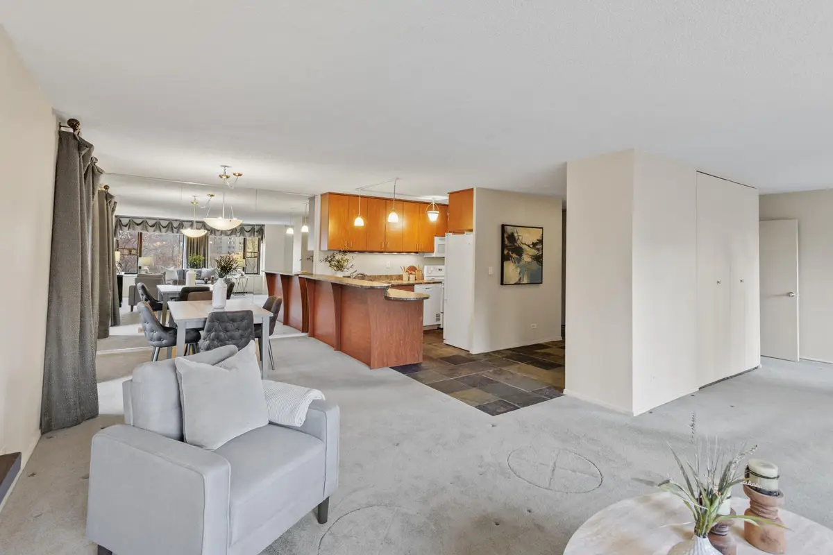 15 S 1st Street #A202, Minneapolis, MN 55401 - Image #1