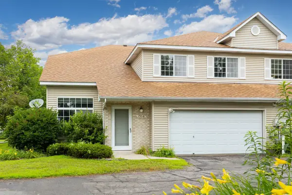 7954 Timber Lake Drive, Eden Prairie, MN 55347