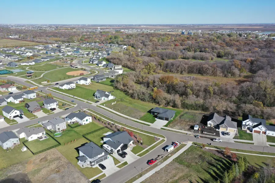 8916 Meadowlark Parkway, Horace, ND 58047 - Image #3