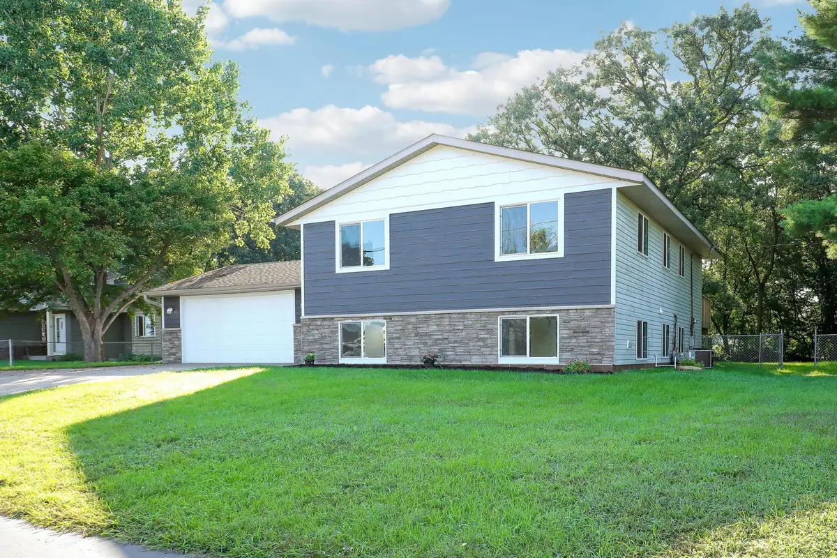 14545 Round Lake Boulevard Nw, Andover, MN 55304 - Image #1