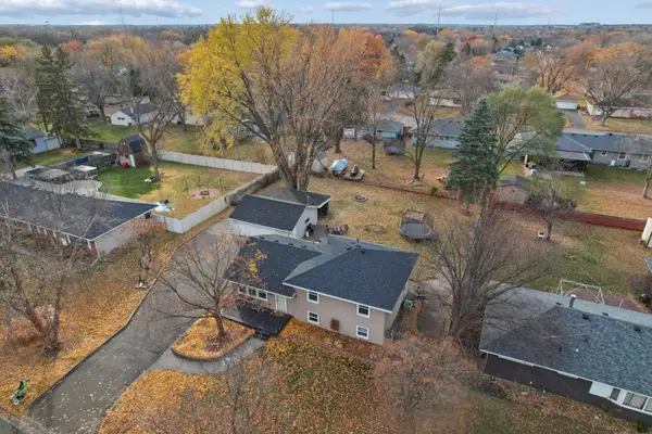 9525 Newton Avenue N, Brooklyn Park, MN 55444