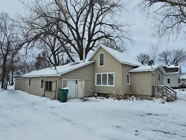 705 Neill Street, Buxton, ND 58218