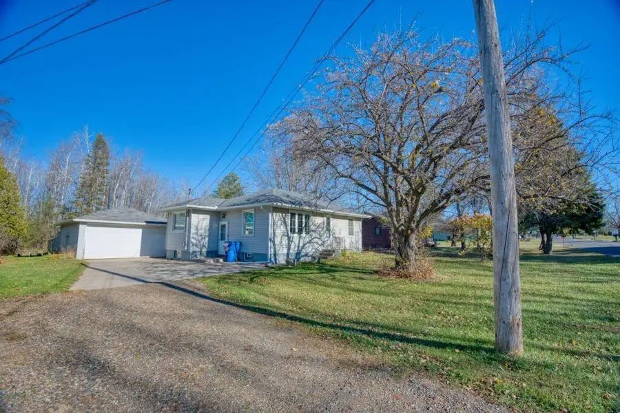 1505 E 39th Street, Hibbing, MN 55746 - Image #2