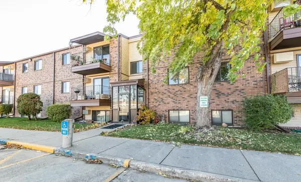 1405 25th Avenue S #A201, Fargo, ND 58103