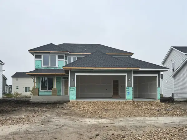 1917 Ironwood Drive, Carver, MN 55315