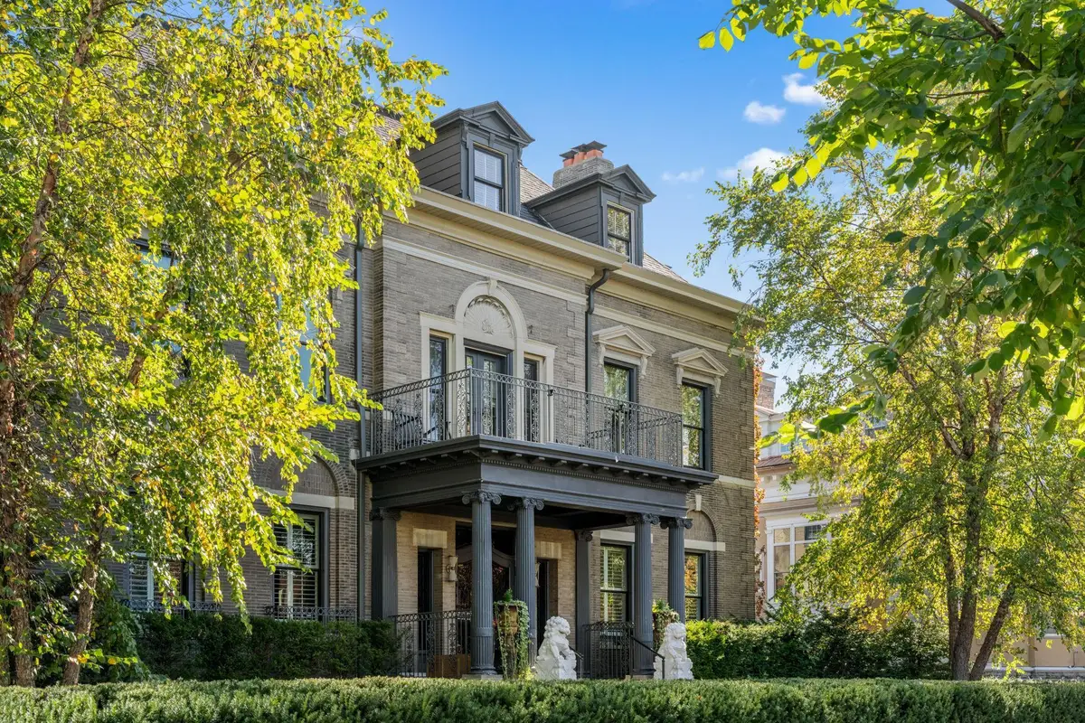 2201 Pillsbury Avenue S, Minneapolis, MN 55404 - Image #1