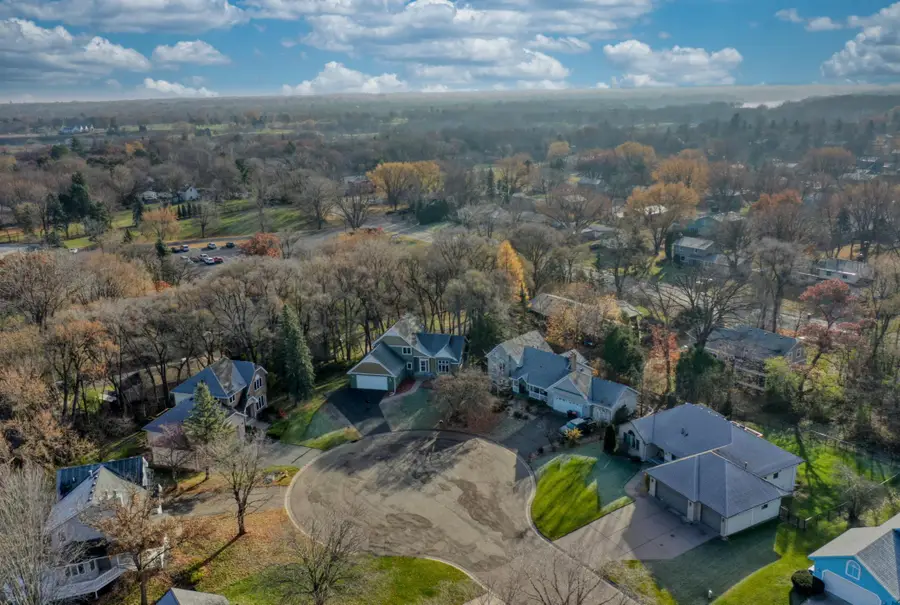 728 Laurie Court, Maplewood, MN 55117 - Image #3