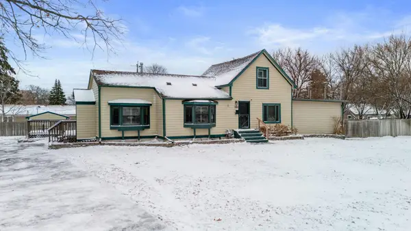 5818 Emerson Avenue N, Brooklyn Center, MN 55430
