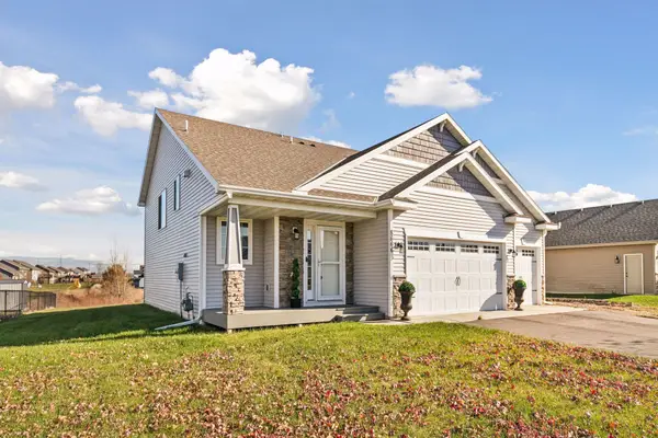 8666 Ebersole Avenue, Monticello, MN 55362