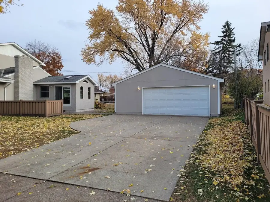 10 Logan Avenue E, West Saint Paul, MN 55118 - Image #3