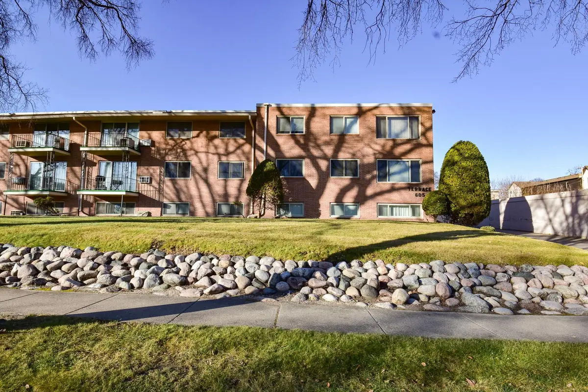 605 7th Street S #2, Fargo, ND 58103 - Image #1