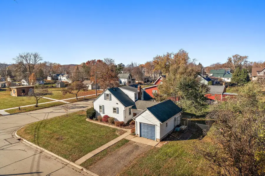 925 S Prairie Street, Lake City, MN 55041 - Image #2