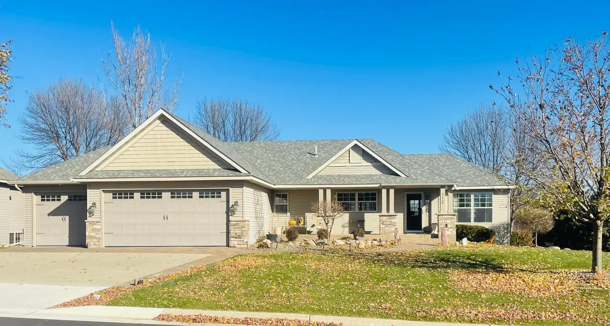 112 32nd Avenue Ne, Willmar, MN 56201 - Image #1