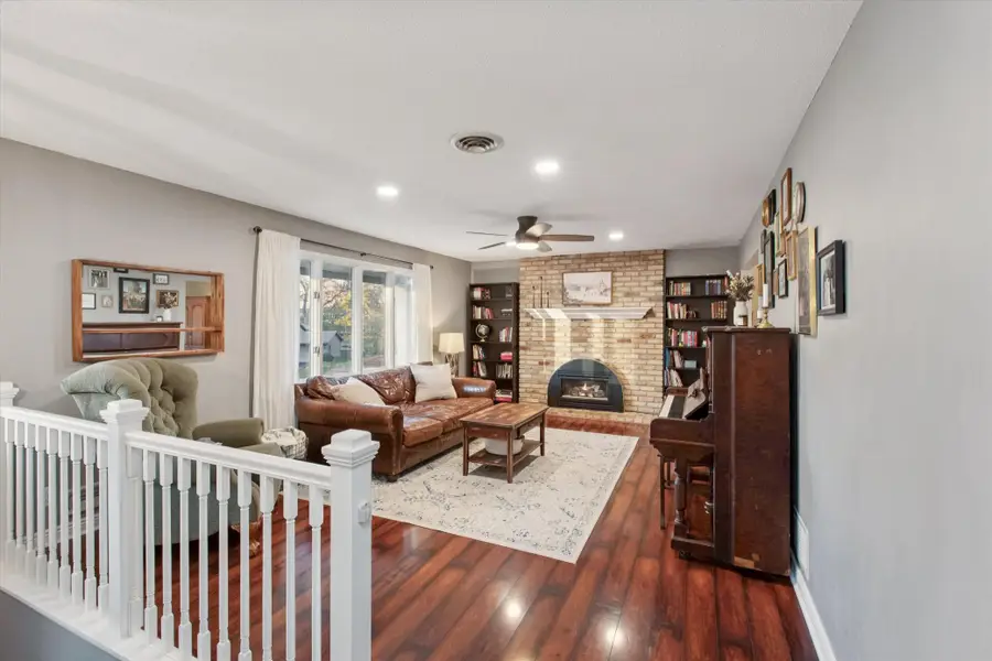 12703 Pheasant Run, Burnsville, MN 55337 - Image #3