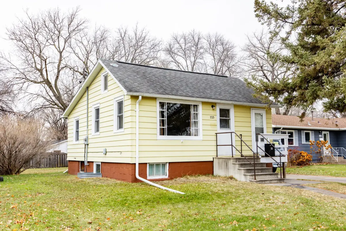 723 13th Street N, Moorhead, MN 56560 - Image #1