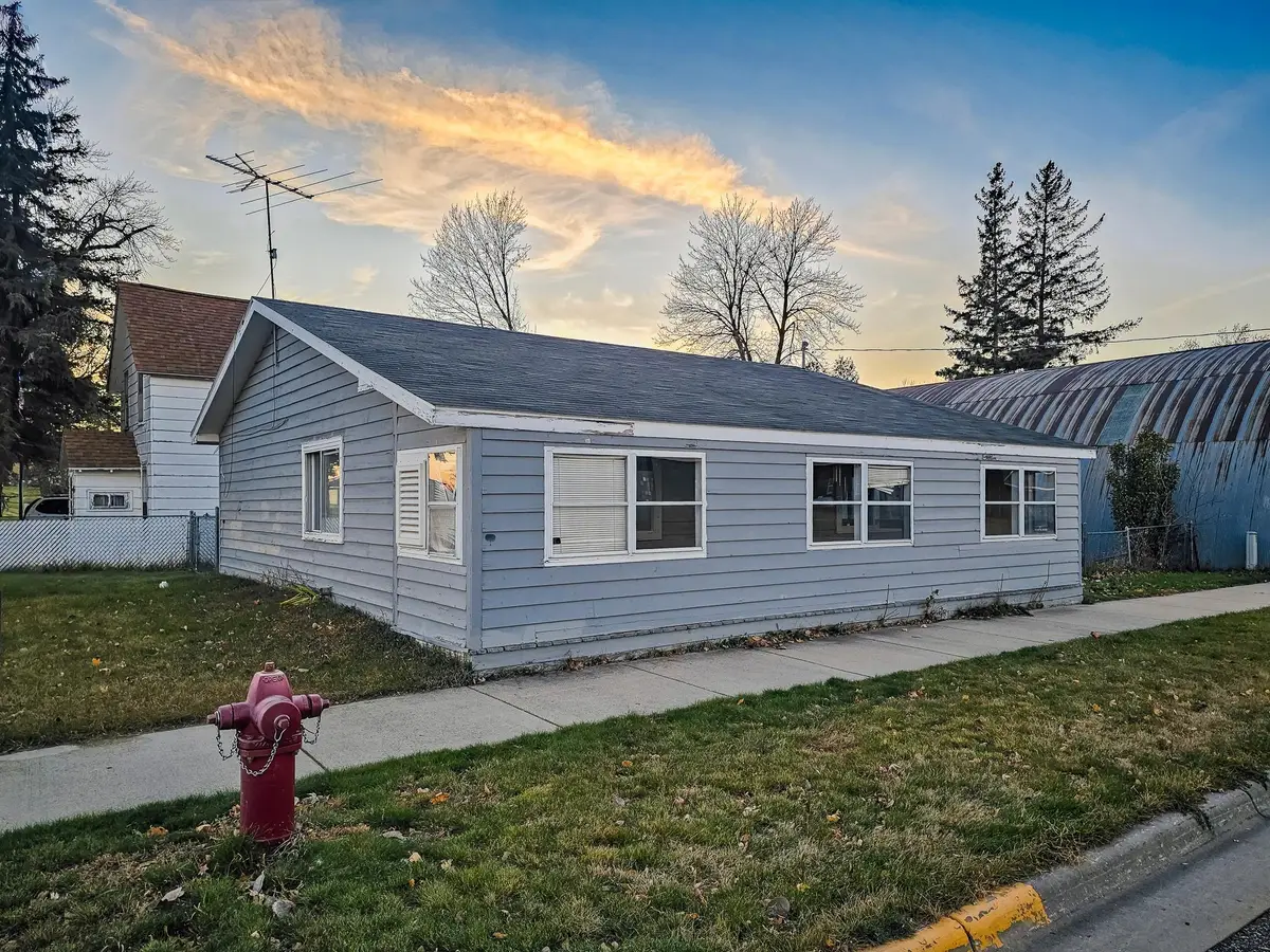 500 Fergus Ave, Henning, MN 56551 - Image #1