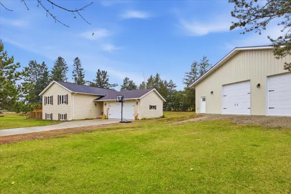 2157 Oak Ridge Road Sw, Bemidji, MN 56601