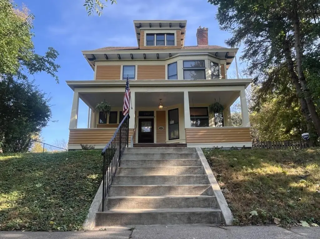 402 Eichenwald Street, Saint Paul, MN 55106 - Image #1