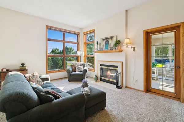 613 Sullivan Drive Ne, Columbia Heights, MN 55421