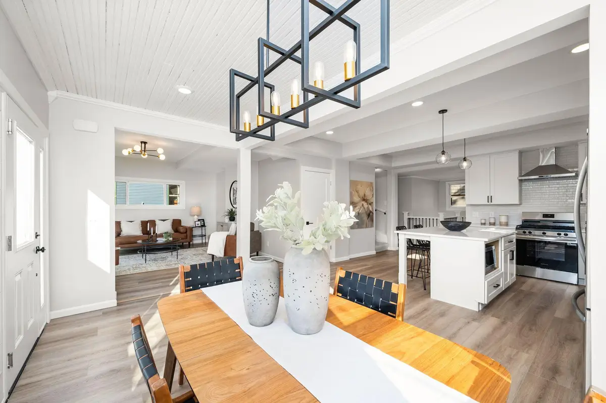 533 7th Avenue S, Hopkins, MN 55343 - Image #1