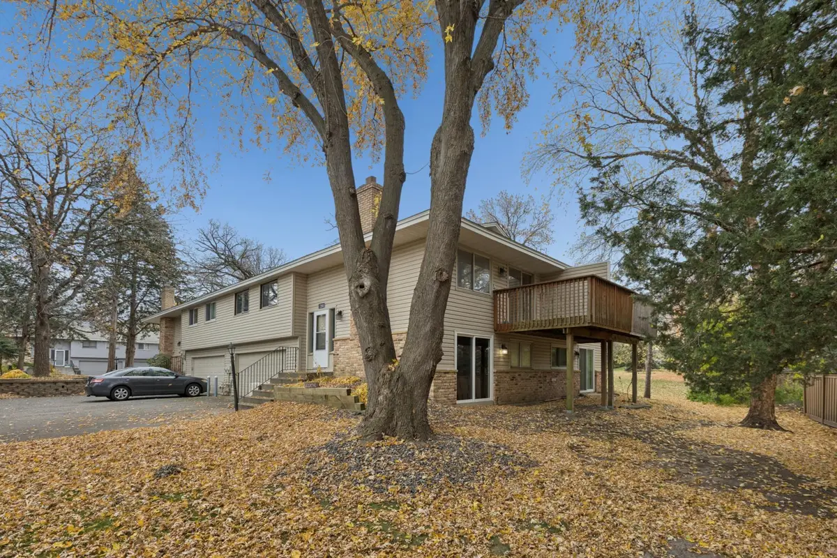 7285 Kirkwood Lane N, Maple Grove, MN 55369 - Image #1