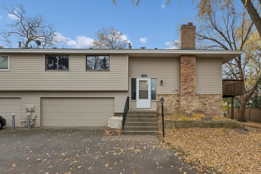 7285 Kirkwood Lane N, Maple Grove, MN 55369 - Image #2