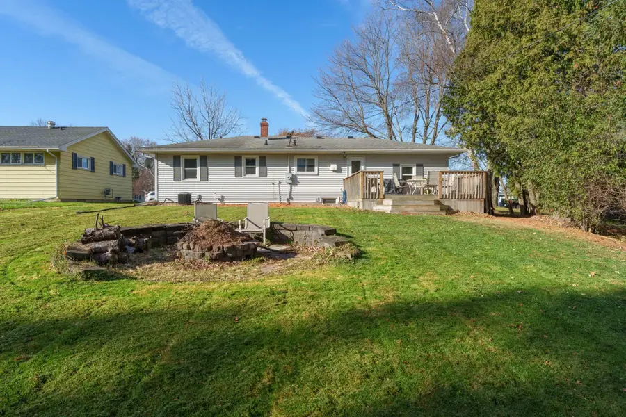 305 S Clark Street, Thorp, WI 54771 - Image #2