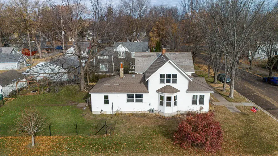 1207 Desoto Avenue N, Glencoe, MN 55336 - Image #2