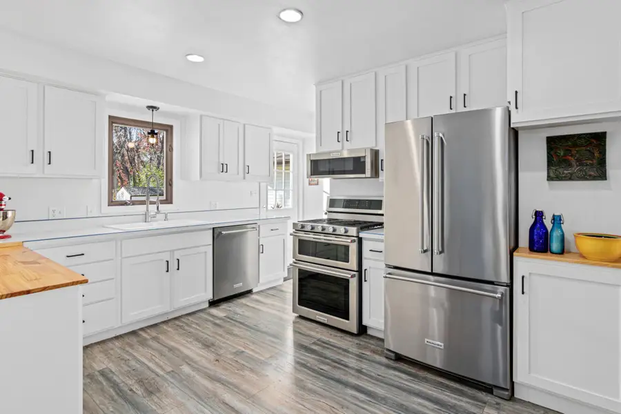 632 Harriet Avenue, Shoreview, MN 55126 - Image #3