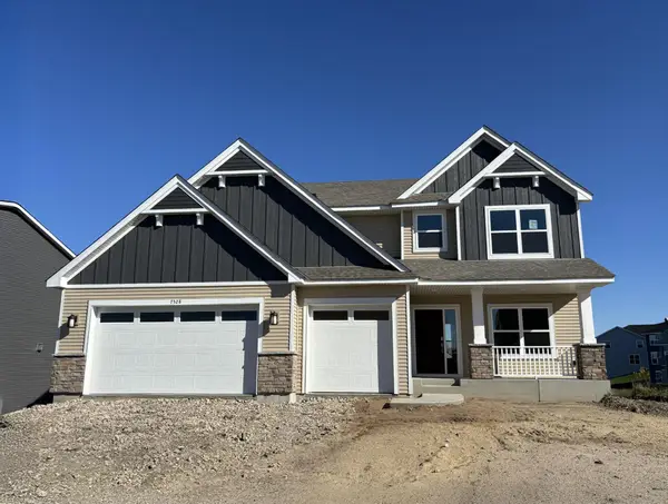 7528 Lotus Lane, Lino Lakes, MN 55038