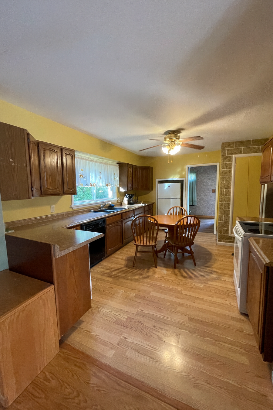 417 Central Avenue Se, Bemidji, MN 56601 - Image #2