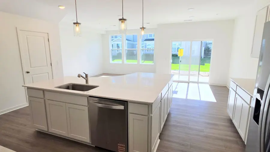 4722 Airlake Curve, Woodbury, MN 55129 - Image #2