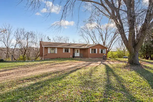 55807 River Fort Drive, Mankato Twp, MN 56001