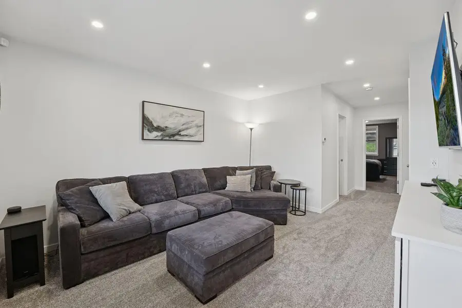 907 E 7th Street, Duluth, MN 55805 - Image #2