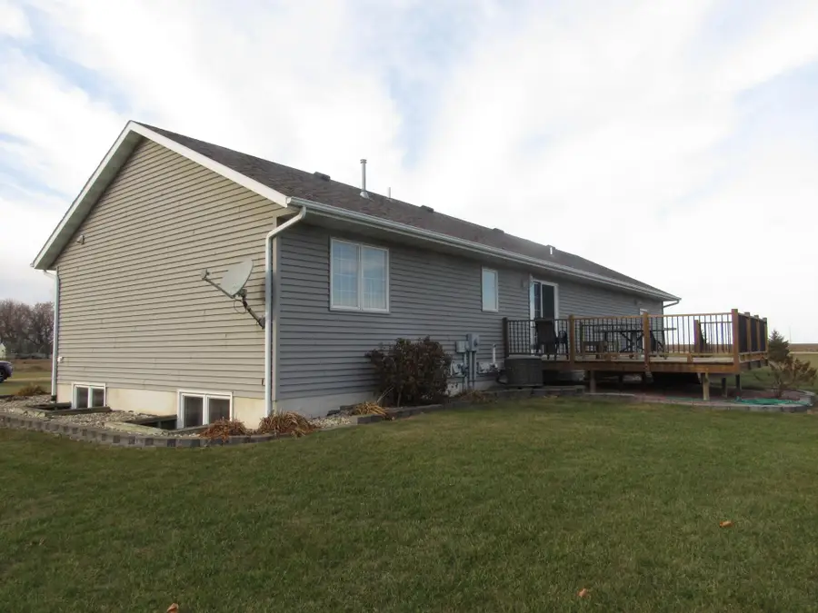 408 Ludlow Avenue, Rushmore, MN 56168 - Image #3