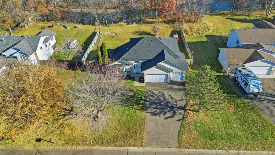 22709 Vintage Street Nw, Saint Francis, MN 55070 - Image #2