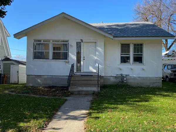 1026 S Newton Avenue, Albert Lea, MN 56007