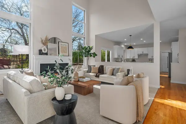 16329 Mayfield Drive, Eden Prairie, MN 55347