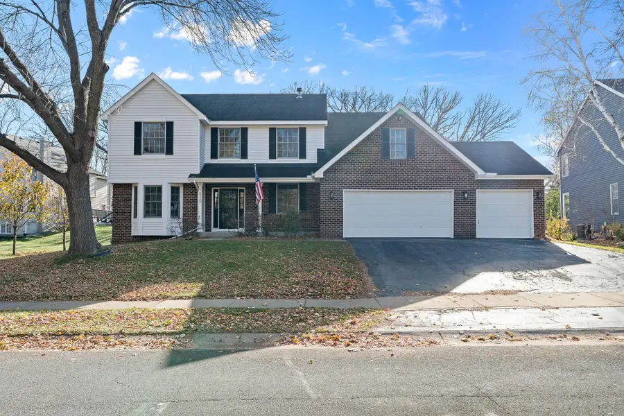 16329 Mayfield Drive, Eden Prairie, MN 55347 - Image #2