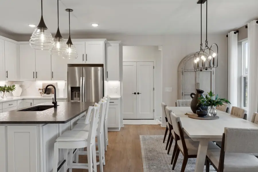 10360 Griffin Avenue S, Cottage Grove, MN 55016 - Image #2