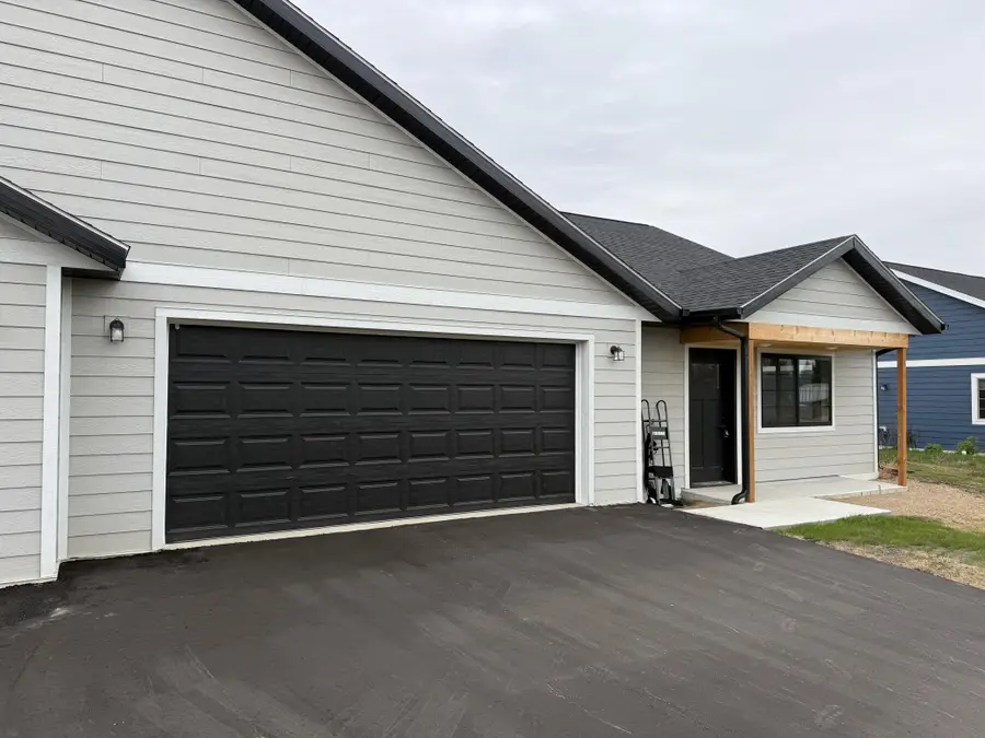 6809 Hamilton Park Nw #11, Bemidji, MN 56601 - Image #2